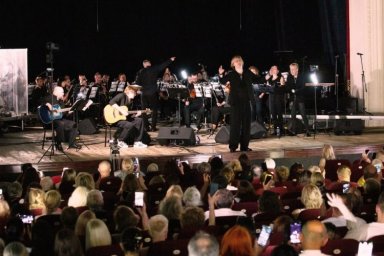 Отключение электричества не стало препятствием для выступления Валерия Стронского Отключение электричества не стало препятствием для выступления Валерия Стронского